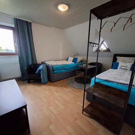 Ansimali 3 - Treffpunkt Dachgeschosswohnung, Ideal Fuer Familien Und Freunde, Gemeinsam Wohnen, Getrennt Traeumen, Zwei Schlafzimmer, Ein Urlaub Mit Spiel Und Spass Appartamento Beierfeld