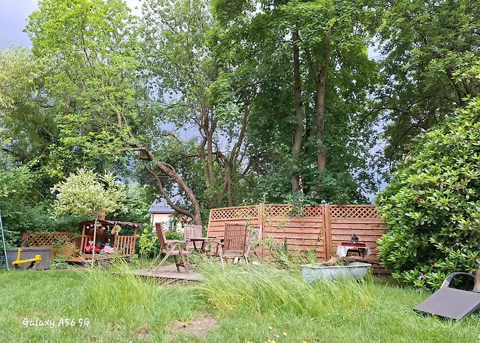 Ansimali 3 - Treffpunkt Dachgeschosswohnung, Ideal Fuer Familien Und Freunde, Gemeinsam Wohnen, Getrennt Traeumen, Zwei Schlafzimmer, Ein Urlaub Mit Spiel Und Spass * Beierfeld