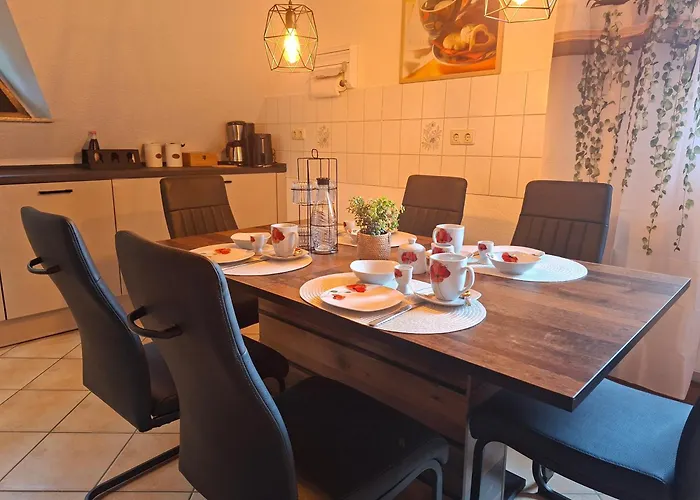 Ansimali 3 - Treffpunkt Dachgeschosswohnung, Ideal Fuer Familien Und Freunde, Gemeinsam Wohnen, Getrennt Traeumen, Zwei Schlafzimmer, Ein Urlaub Mit Spiel Und Spass Beierfeld