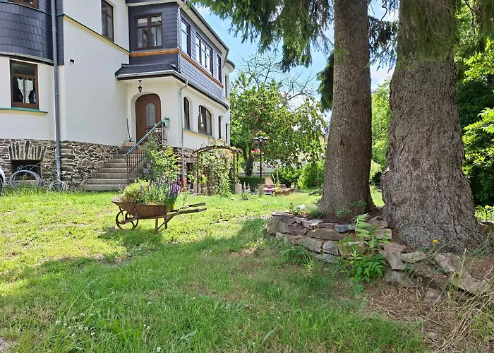 شقة Ansimali 3 - Treffpunkt Dachgeschosswohnung, Ideal Fuer Familien Und Freunde, Gemeinsam Wohnen, Getrennt Traeumen, Zwei Schlafzimmer, Ein Urlaub Mit Spiel Und Spass Beierfeld